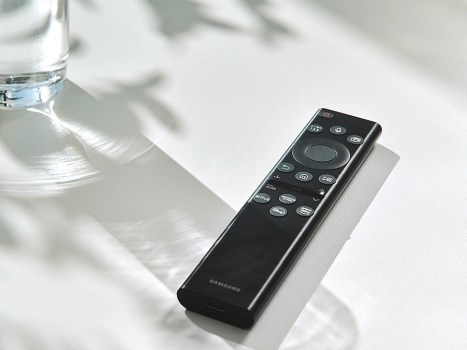 Samsung QE65Q60BAUXXH smart dálkový ovladač